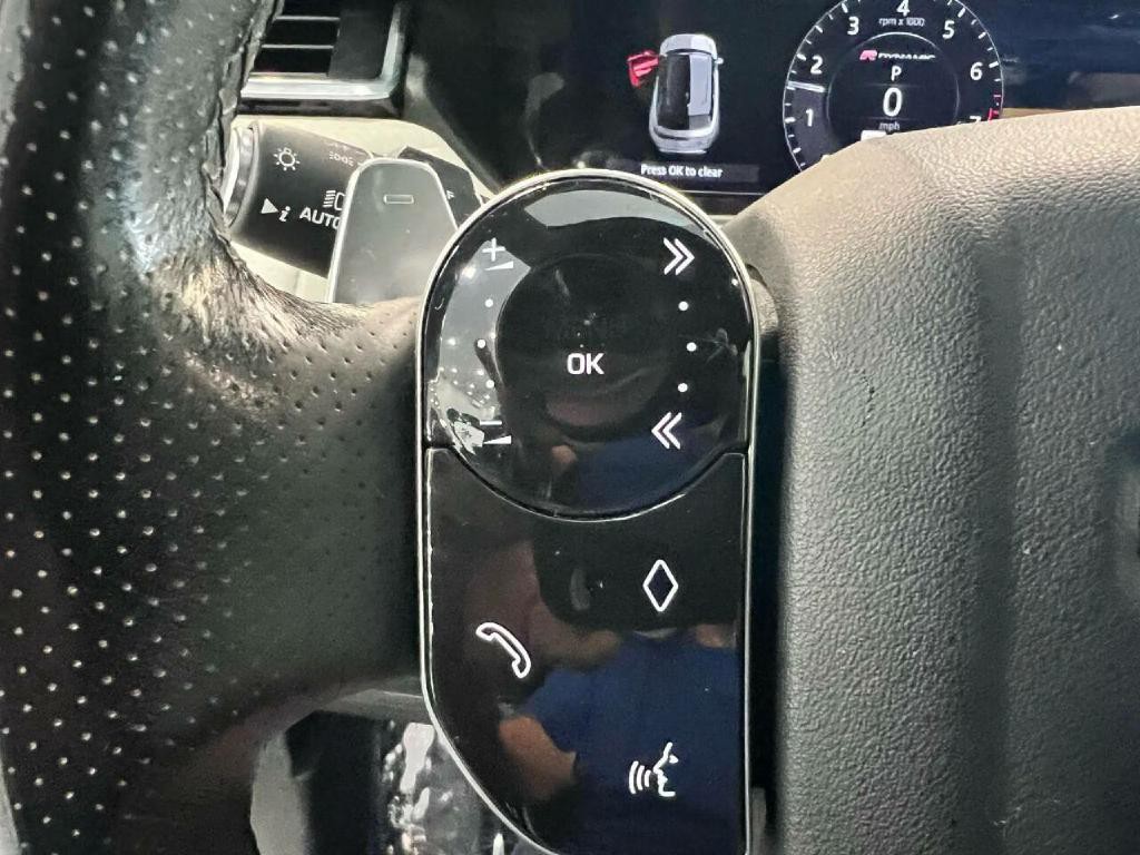 2019 Land Rover Range Rover Image 17