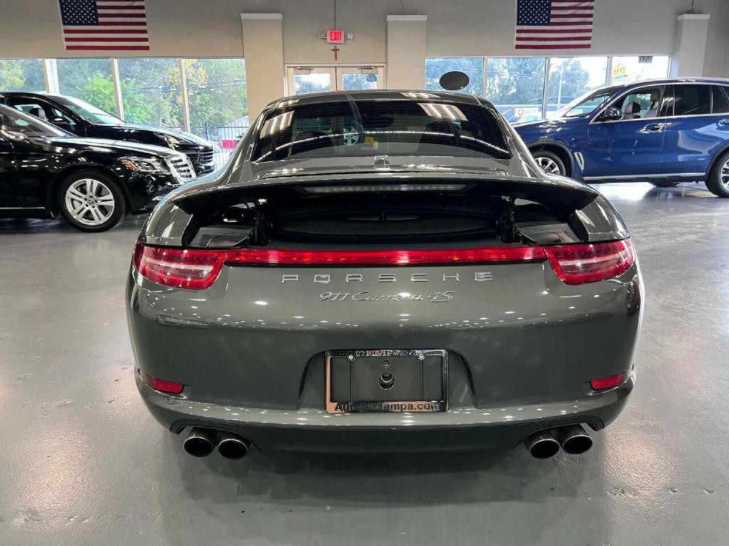 2014 Porsche 911 Image 6