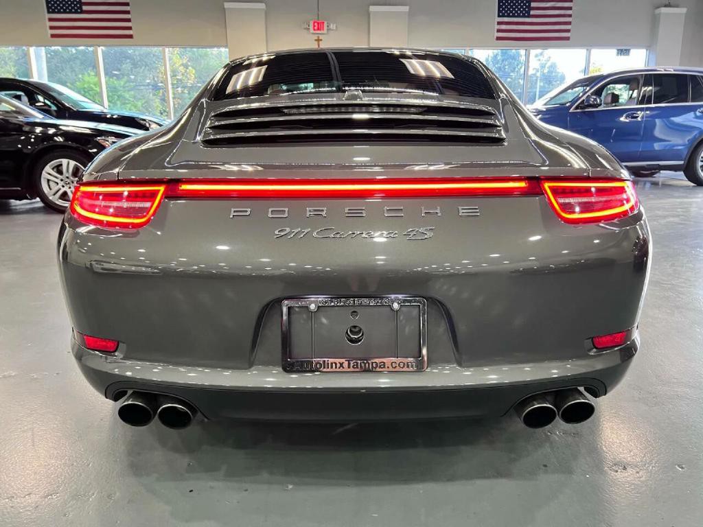 2014 Porsche 911 Image 10
