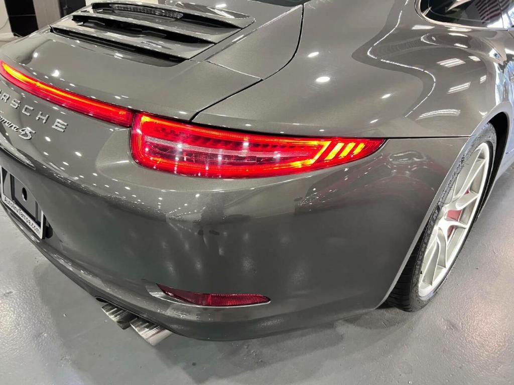 2014 Porsche 911 Image 11