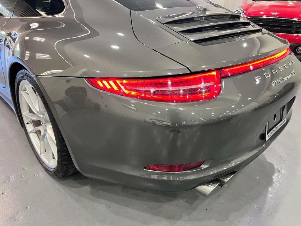 2014 Porsche 911 Image 12