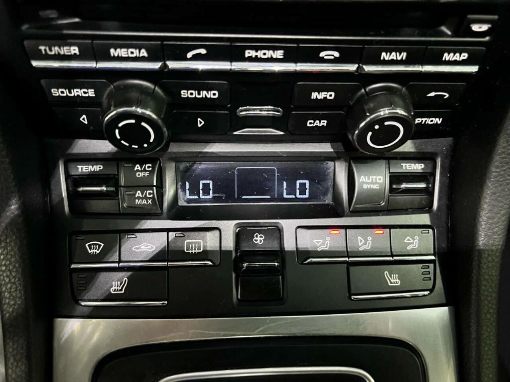 2014 Porsche 911 Image 25