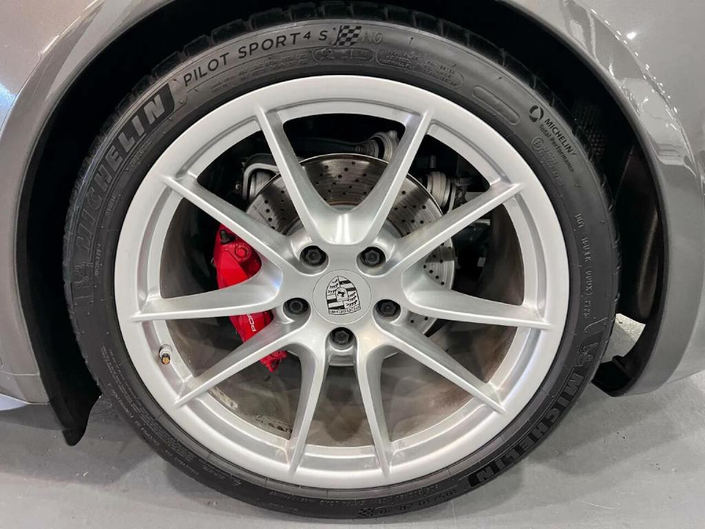 2014 Porsche 911 Image 37