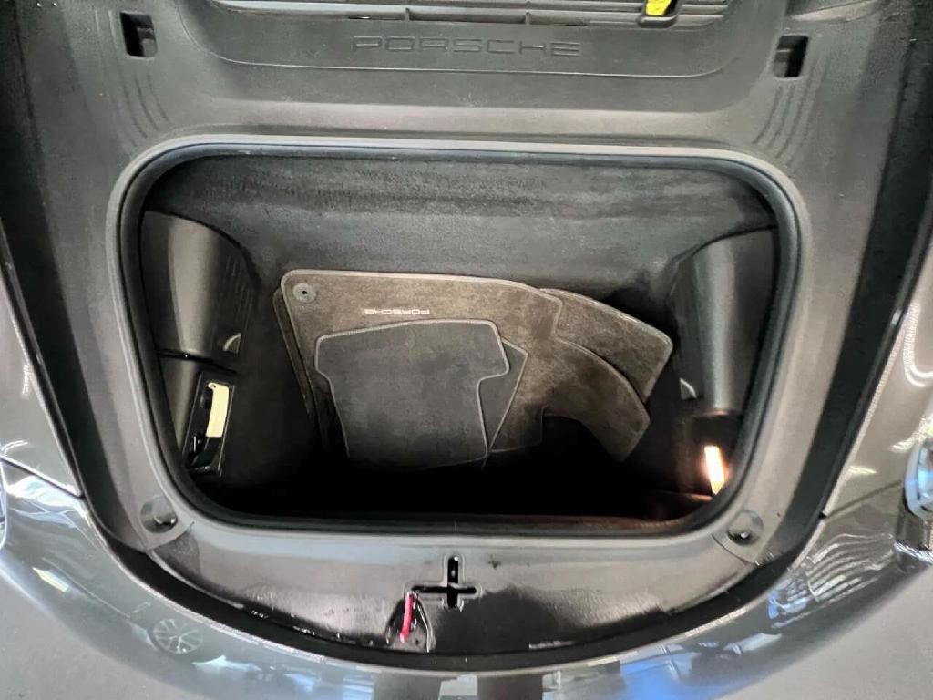 2014 Porsche 911 Image 40