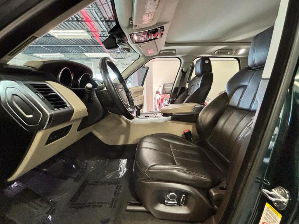 2017 Land Rover Range Rover Sport Image 12