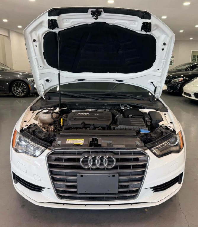 2016 Audi A3 Image 34