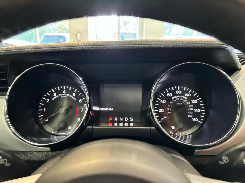 2017 Ford Mustang Image 29