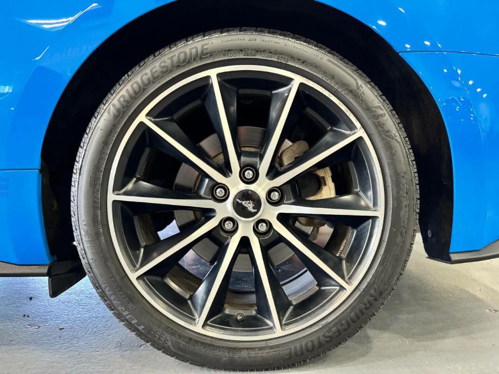 2017 Ford Mustang Image 44