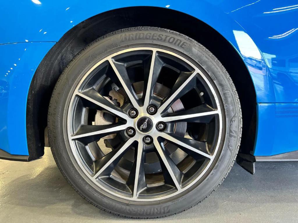 2017 Ford Mustang Image 45