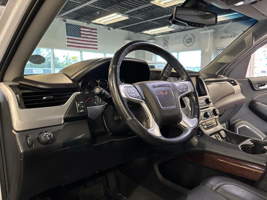 2020 GMC Yukon Image 9