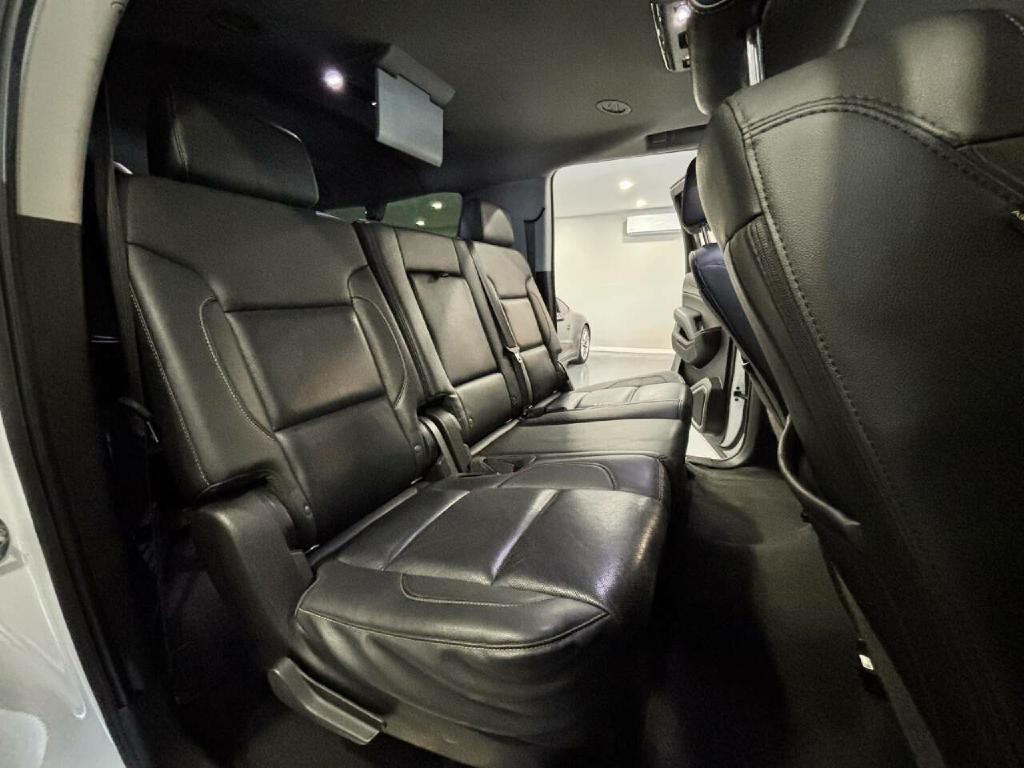 2020 GMC Yukon Image 18