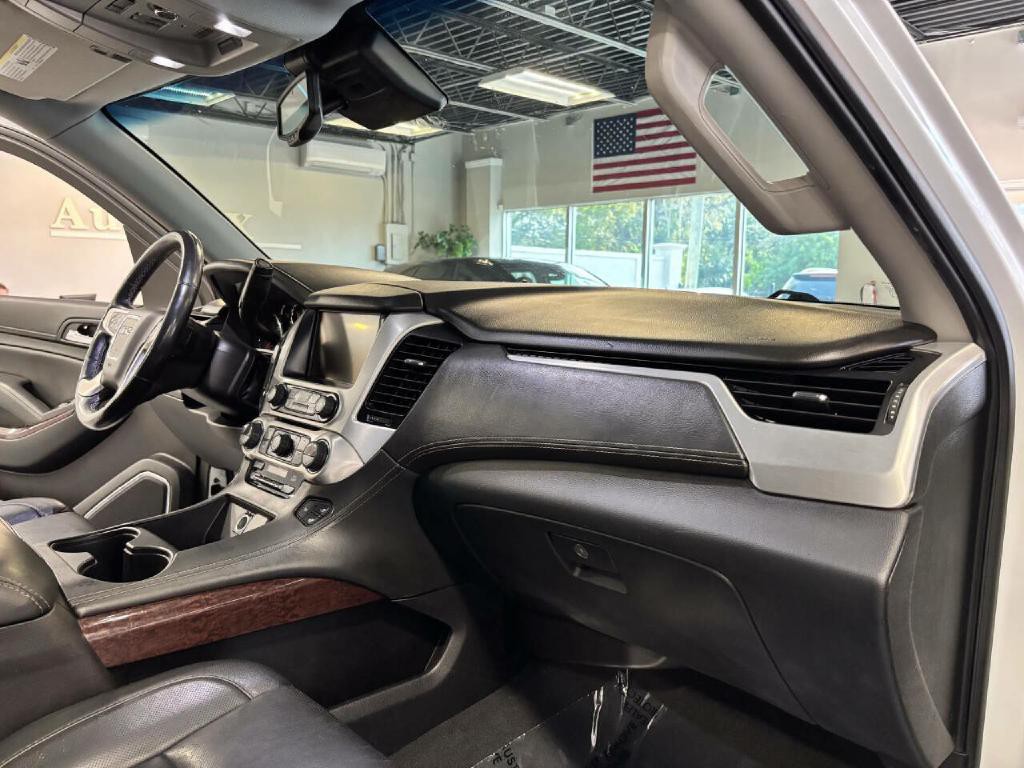 2020 GMC Yukon Image 22