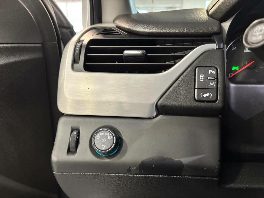 2020 GMC Yukon Image 40