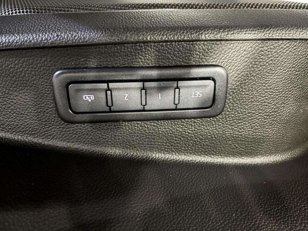 2020 GMC Yukon Image 45