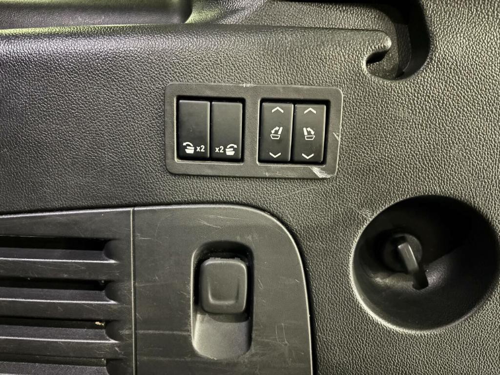 2020 GMC Yukon Image 52