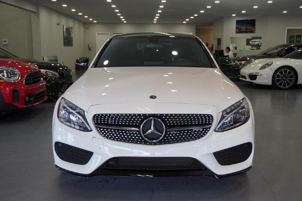 2018 Mercedes-Benz C-Class Image 2