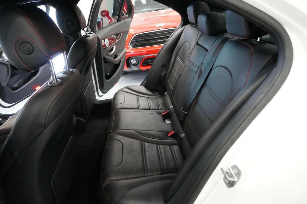 2018 Mercedes-Benz C-Class Image 11