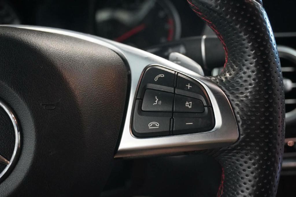 2018 Mercedes-Benz C-Class Image 19