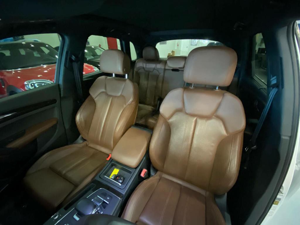 2018 Audi Q5 Image 12