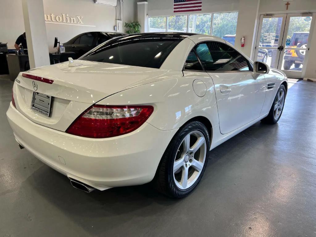 2015 Mercedes-Benz SLK-Class Image 7