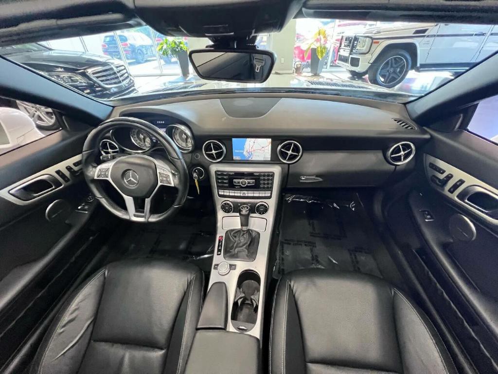 2015 Mercedes-Benz SLK-Class Image 23