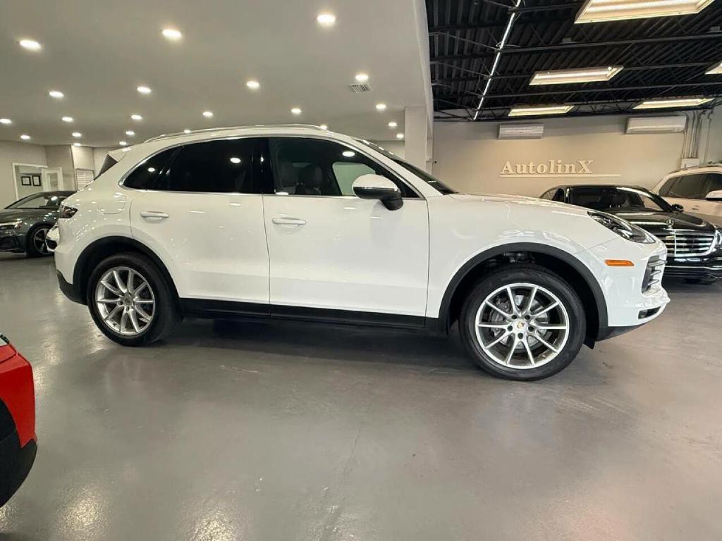 2019 Porsche Cayenne Image 8