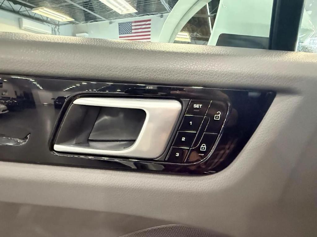 2019 Porsche Cayenne Image 43