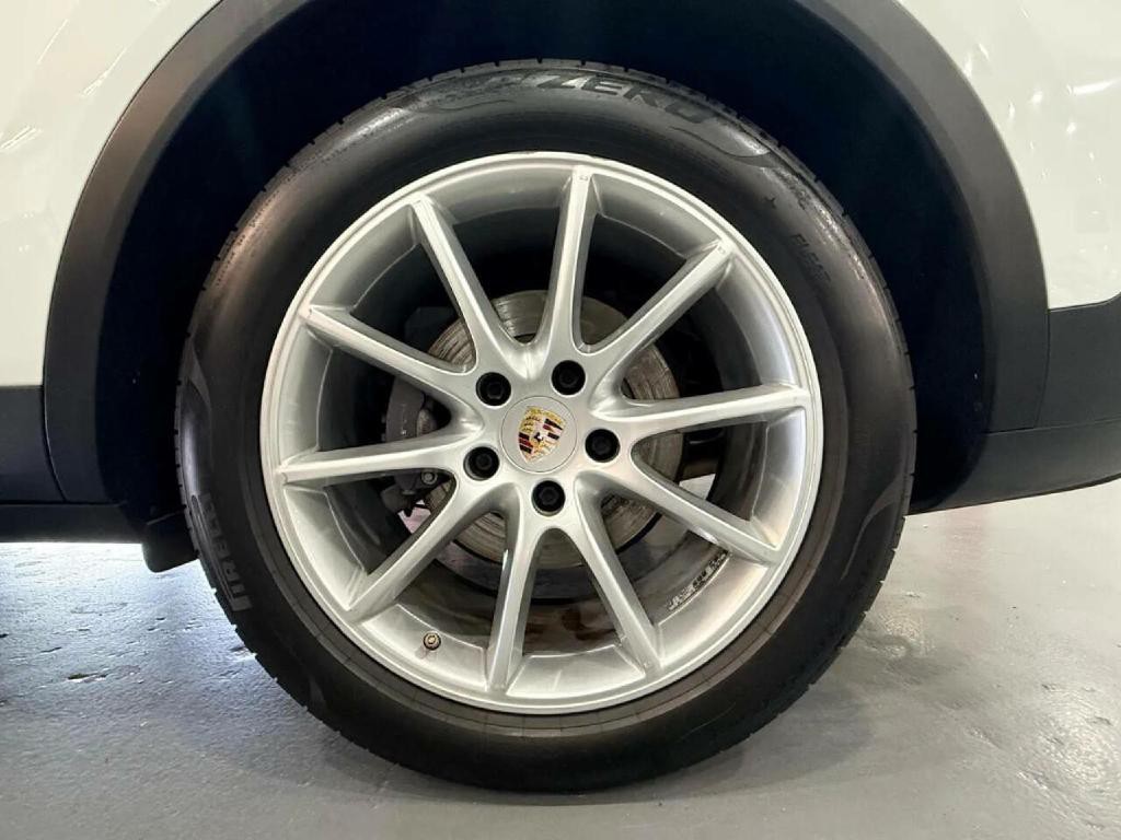 2019 Porsche Cayenne Image 46