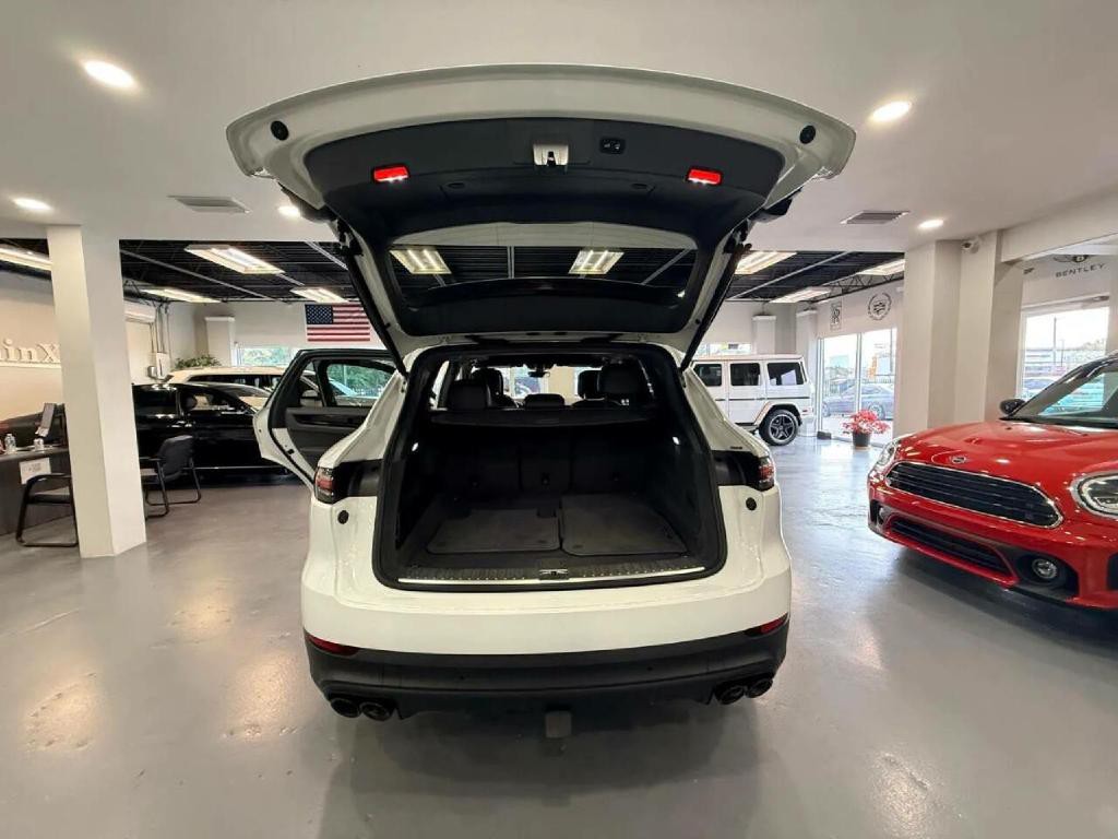 2019 Porsche Cayenne Image 48