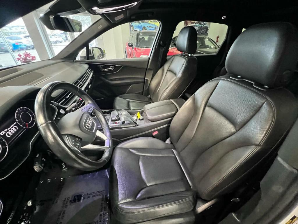 2017 Audi Q7 Image 9