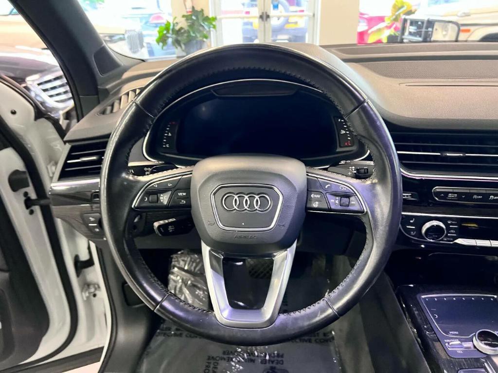 2017 Audi Q7 Image 14