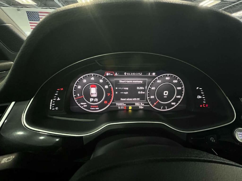 2017 Audi Q7 Image 32