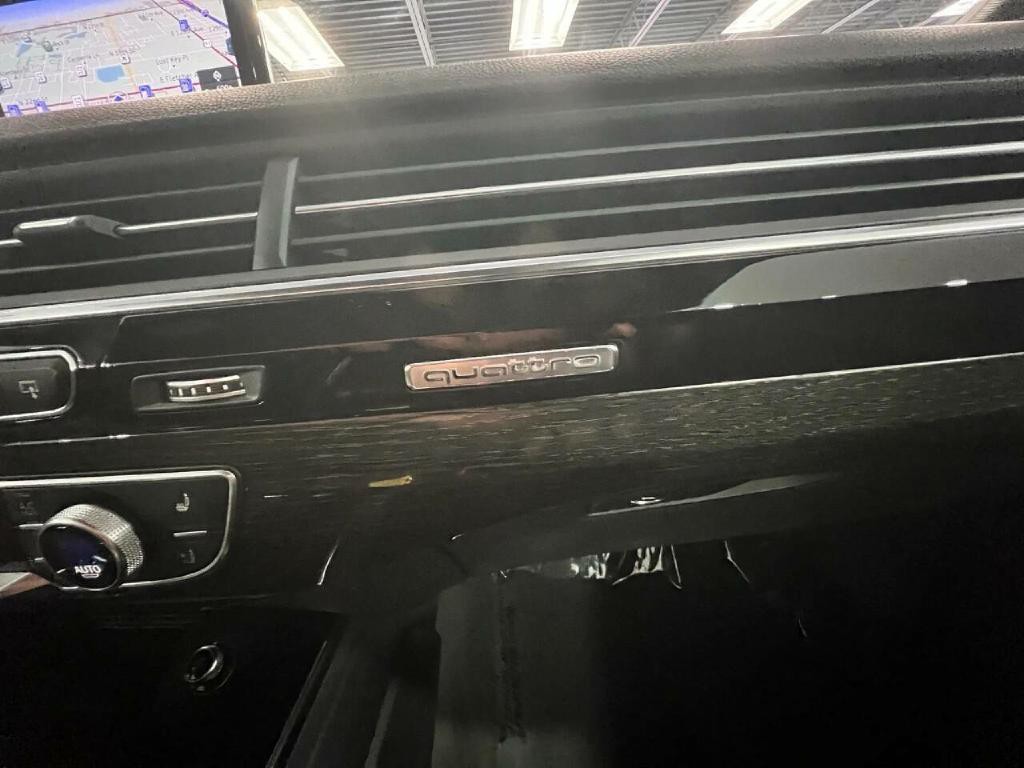 2017 Audi Q7 Image 33