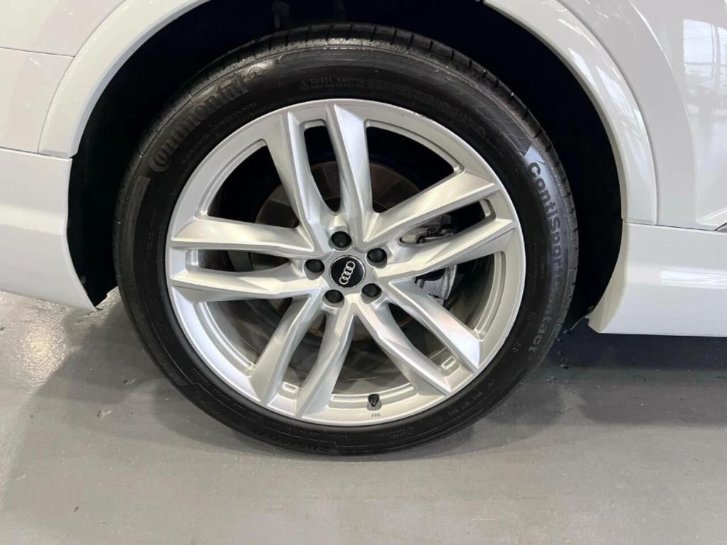 2017 Audi Q7 Image 39