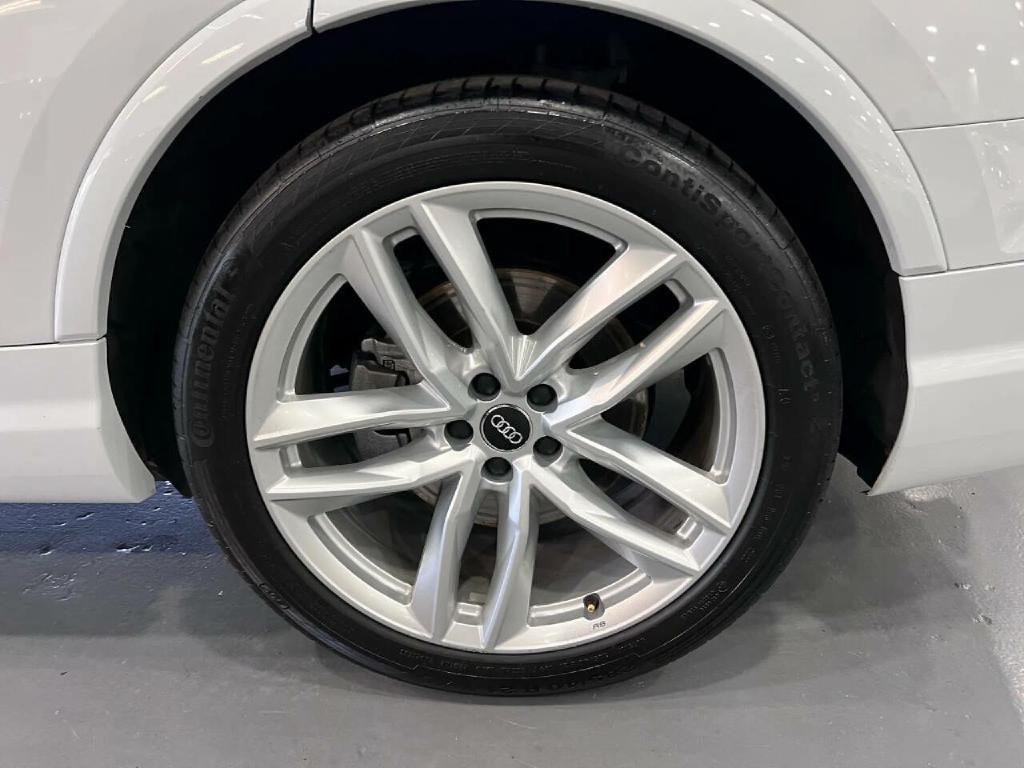 2017 Audi Q7 Image 40