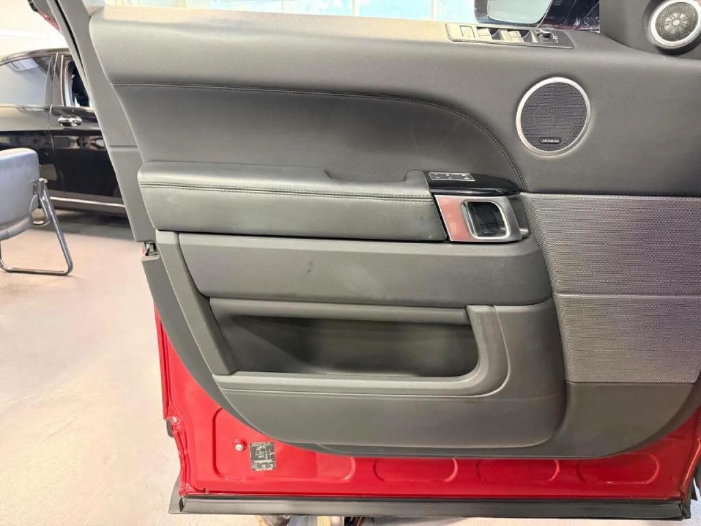 2016 Land Rover Range Rover Sport Image 30