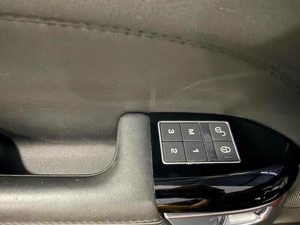 2016 Land Rover Range Rover Sport Image 33