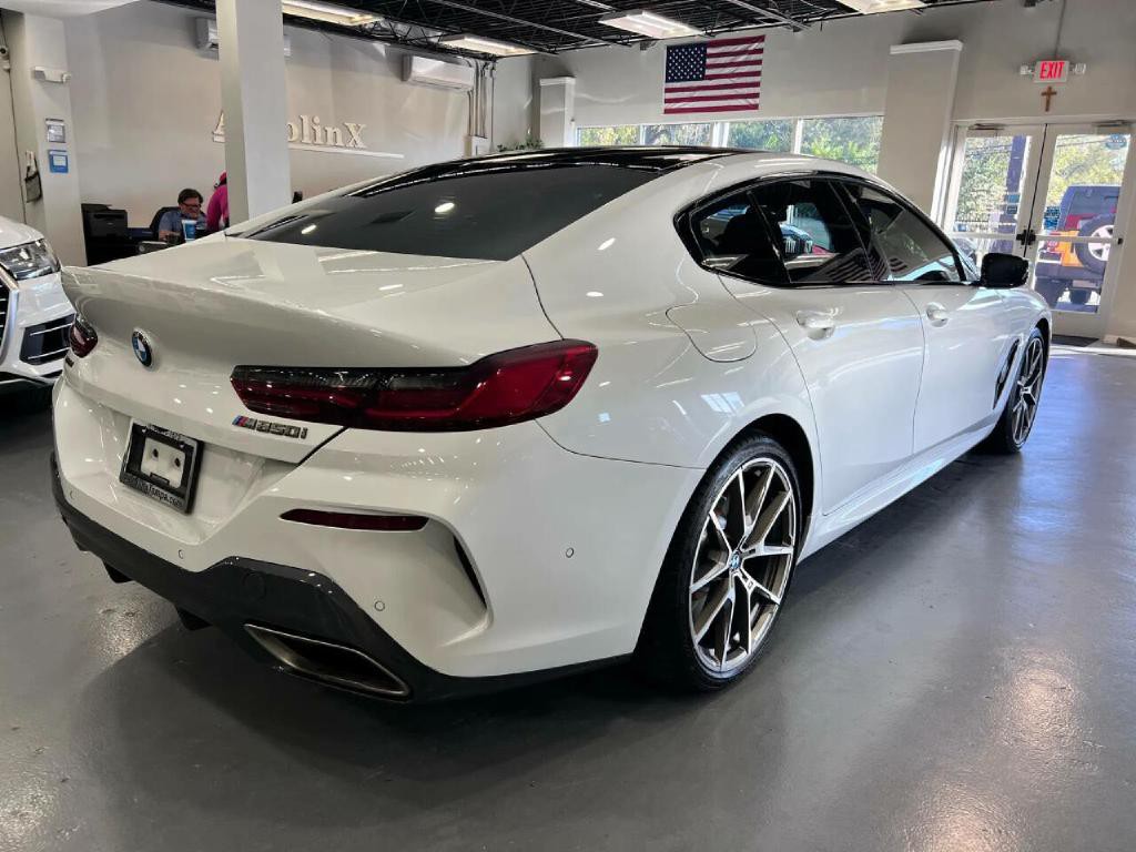 2020 BMW 8 Series Image 6