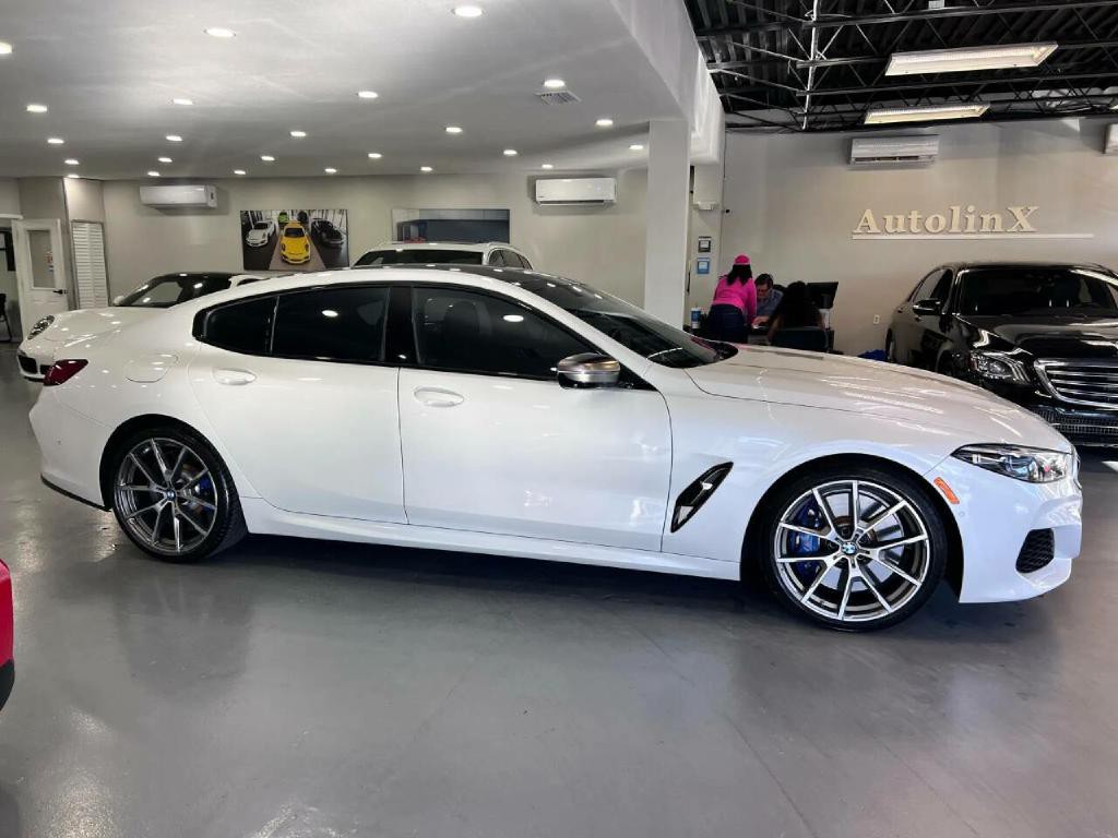 2020 BMW 8 Series Image 7