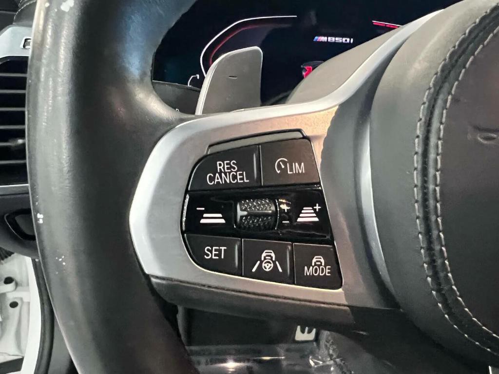 2020 BMW 8 Series Image 21