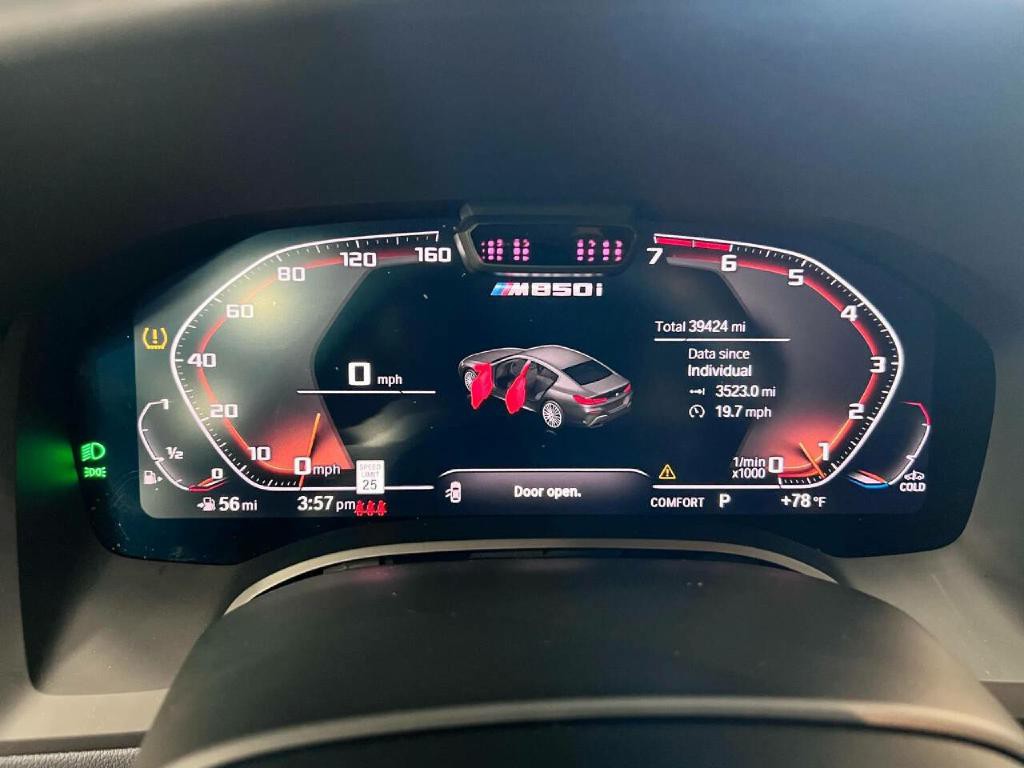 2020 BMW 8 Series Image 23