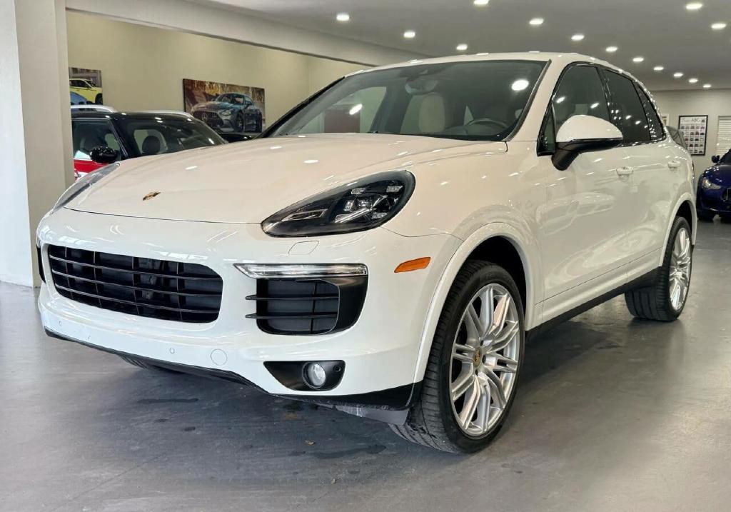 2018 Porsche Cayenne Image 3
