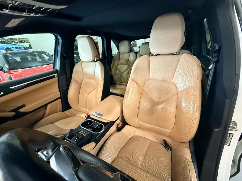 2018 Porsche Cayenne Image 13