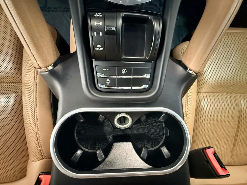 2018 Porsche Cayenne Image 28