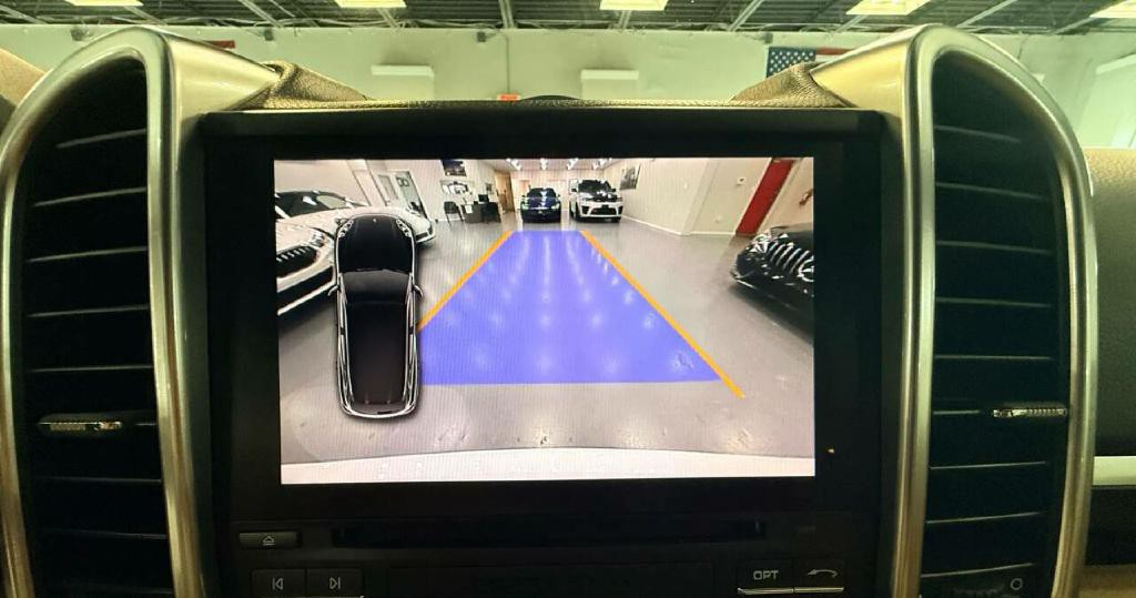 2018 Porsche Cayenne Image 30