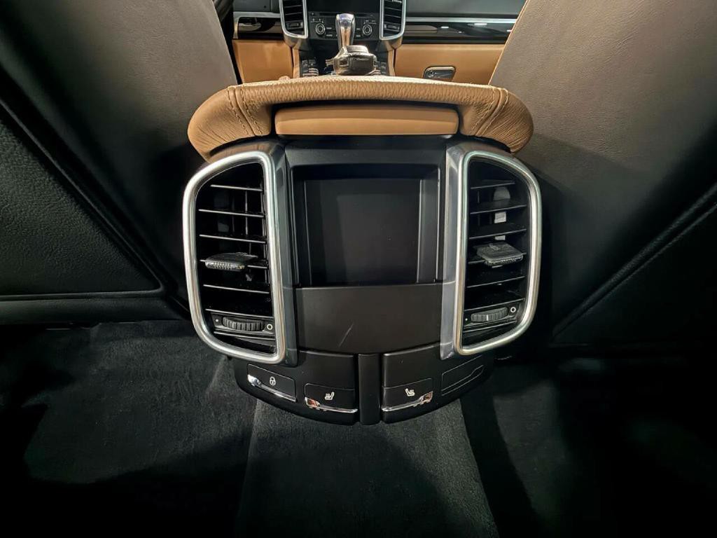 2018 Porsche Cayenne Image 34