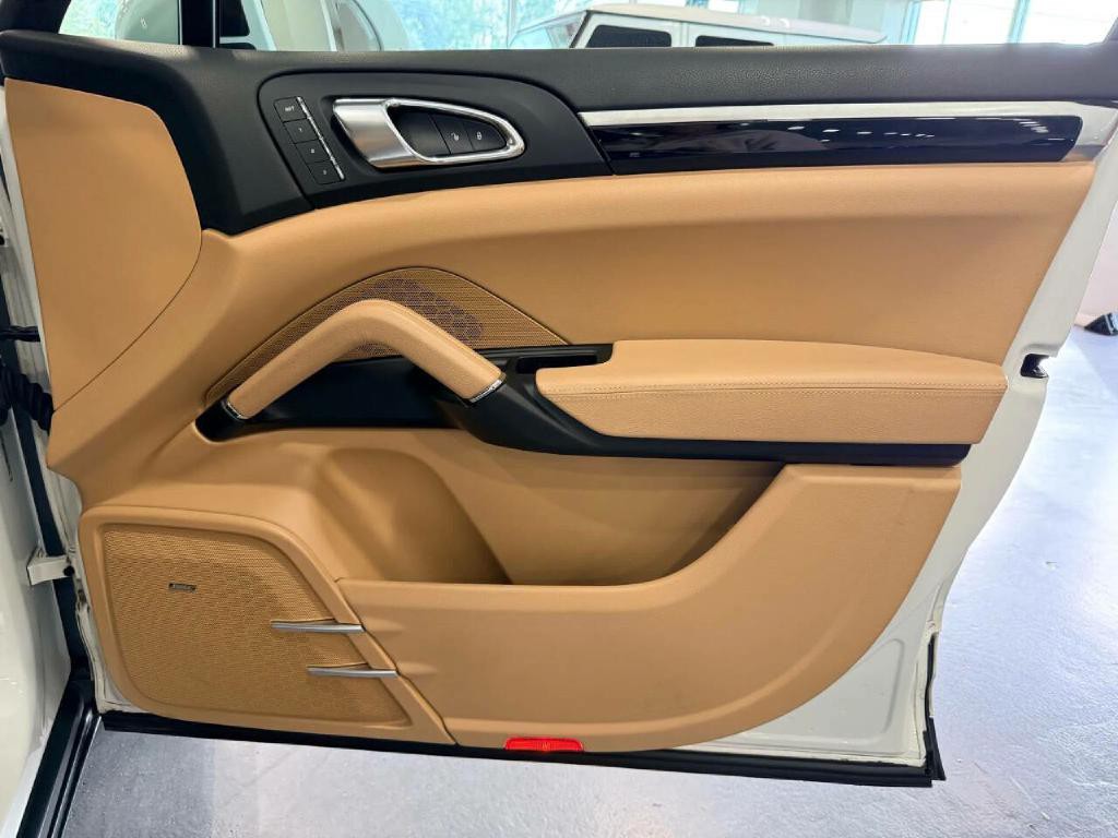2018 Porsche Cayenne Image 37