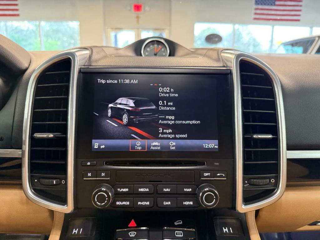 2017 Porsche Cayenne Image 28