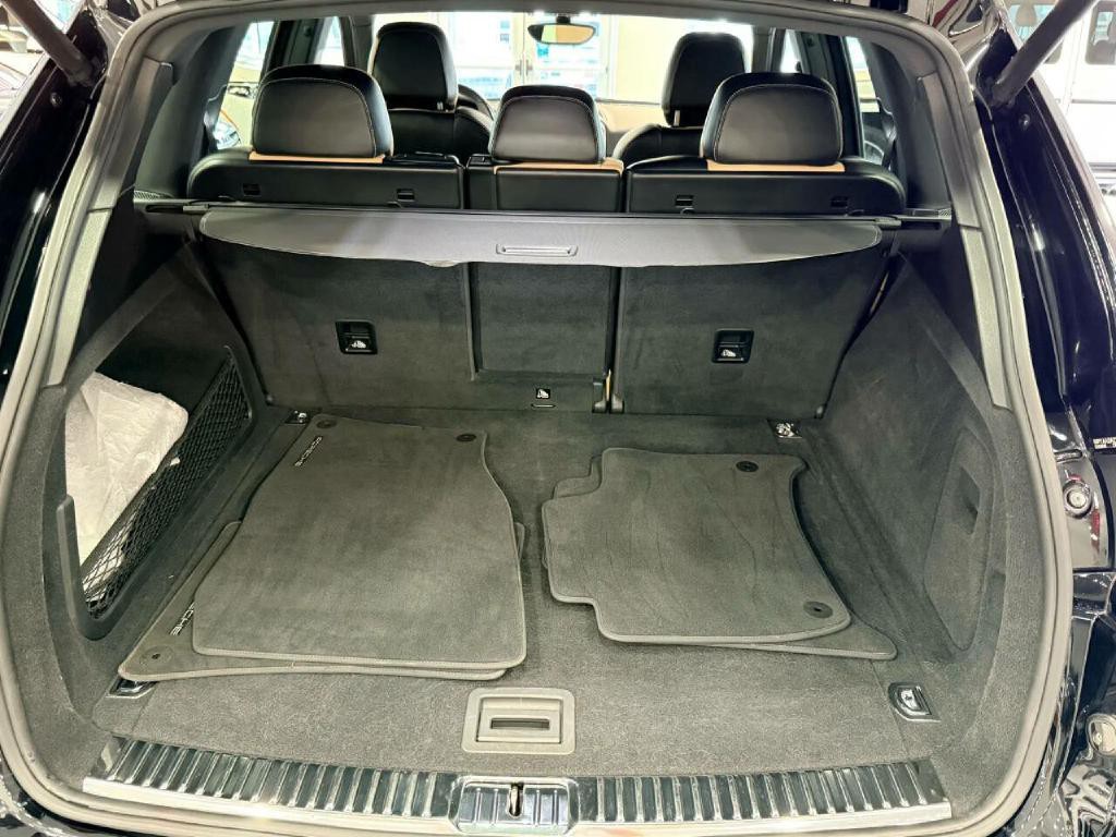 2017 Porsche Cayenne Image 39