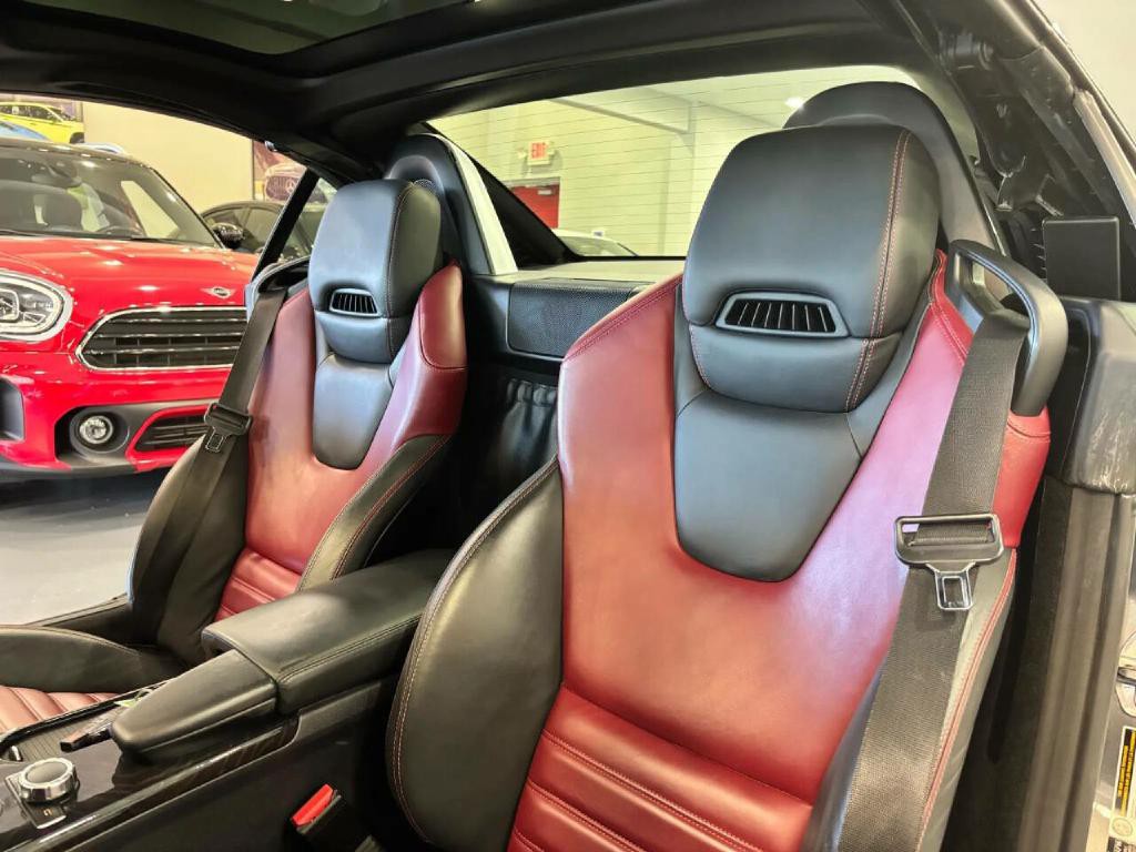 2017 Mercedes-Benz SLC-Class Image 11